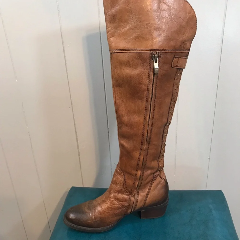 Vince Camuto Brown Leather Factory Distressed Embellished Heel Tall Boots 7.5 B - Picture 4 of 12
